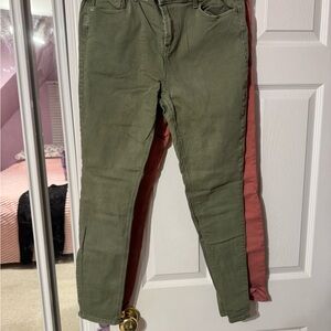 2 Pairs! Old Navy Rockstar Skinny Jeans